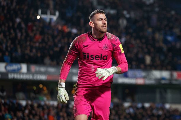 一直以严格 一直以严格