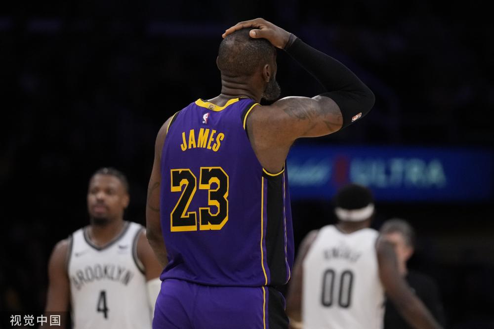 台上崭露头 台上崭露头